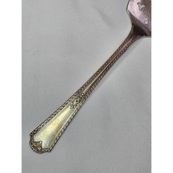 Vintage Simeon L. & George H. Rogers A1 Silverplate Pie Server Ornate Handle - Picture 8 of 13